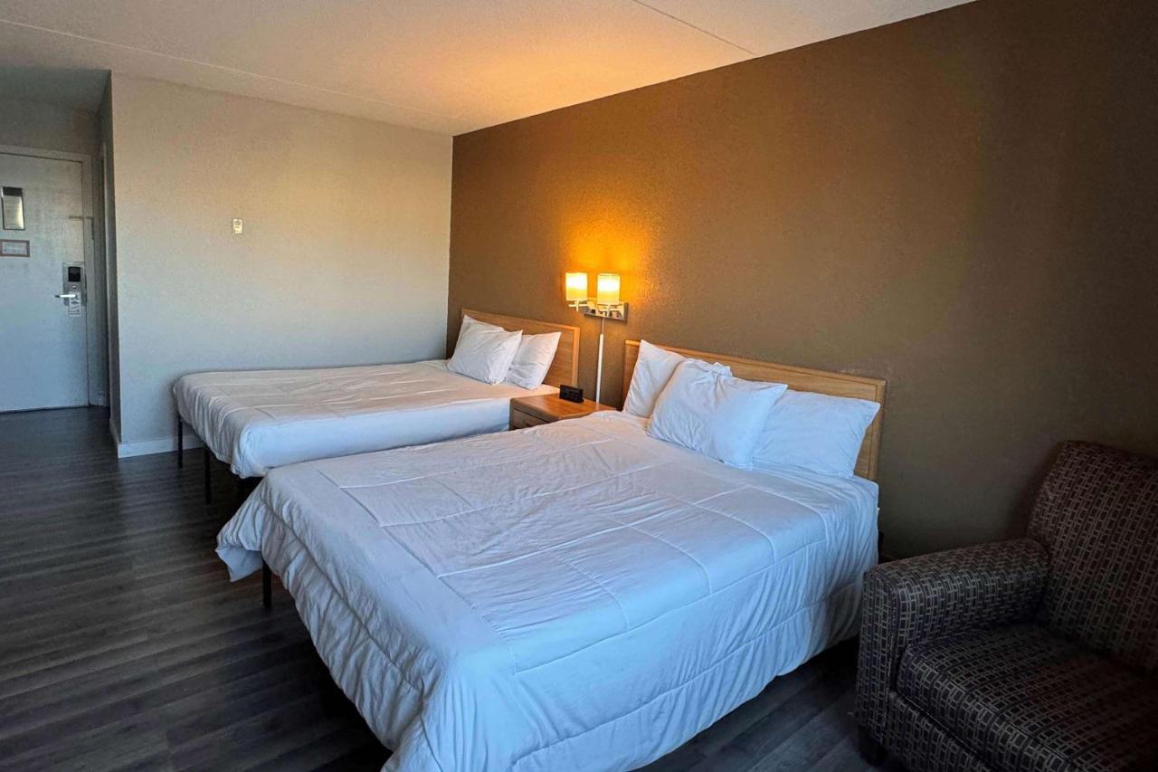 Sauk River Inn & Suites, A Travelodge By Wyndham Sauk Centre Exterior foto